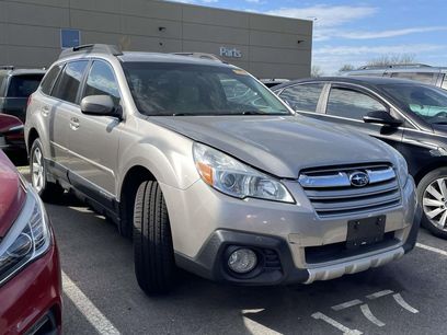 Used 2014 Subaru Outback 3.6R Limited w/ Moonroof Package