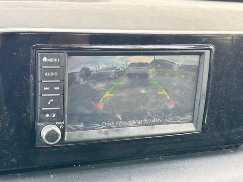 Used 2025 Nissan Kicks S FWD image 7