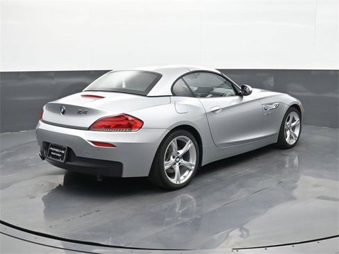 Used 2016 BMW Z4 sDrive28i image 16