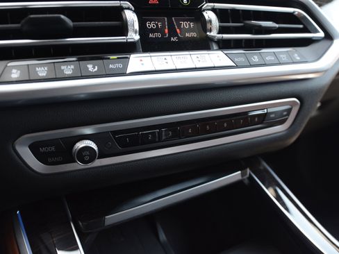 Used 2023 BMW X5 xDrive45e w/ Executive Package AWD/4WD image 23