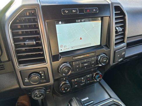 Used 2017 Ford F150 XLT w/ Equipment Group 302A Luxury image 17