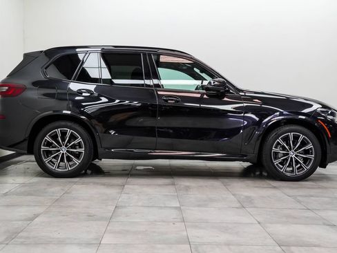 Used 2023 BMW X5 xDrive40i w/ M Sport Package AWD/4WD image 7