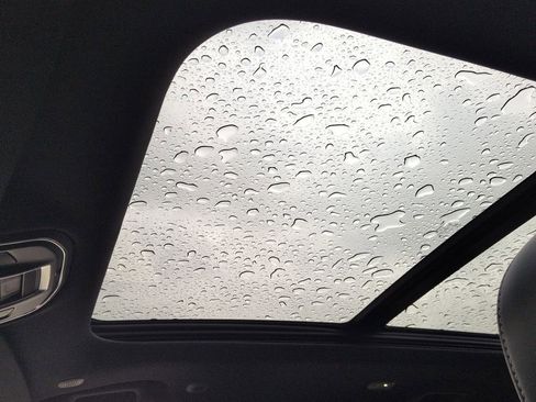 New 2025 Jeep Grand Cherokee Limited w/ Luxury Tech Group II image 18