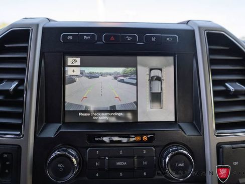 Used 2018 Ford F250 Lariat w/ Lariat Ultimate Package AWD/4WD image 31