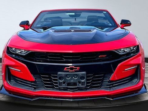 Used 2019 Chevrolet Camaro SS image 3