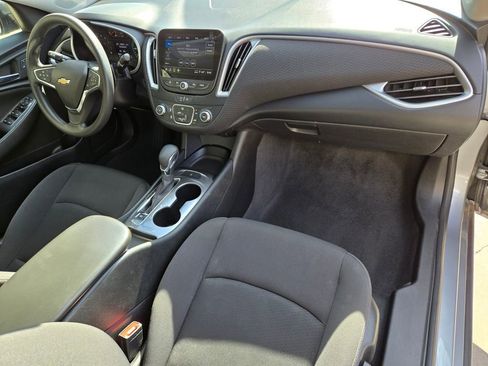 Used 2024 Chevrolet Malibu LS FWD image 19