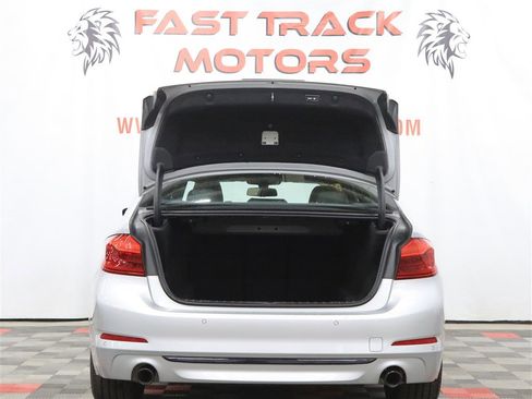 Used 2019 BMW 530i xDrive w/ Convenience Package AWD/4WD image 6