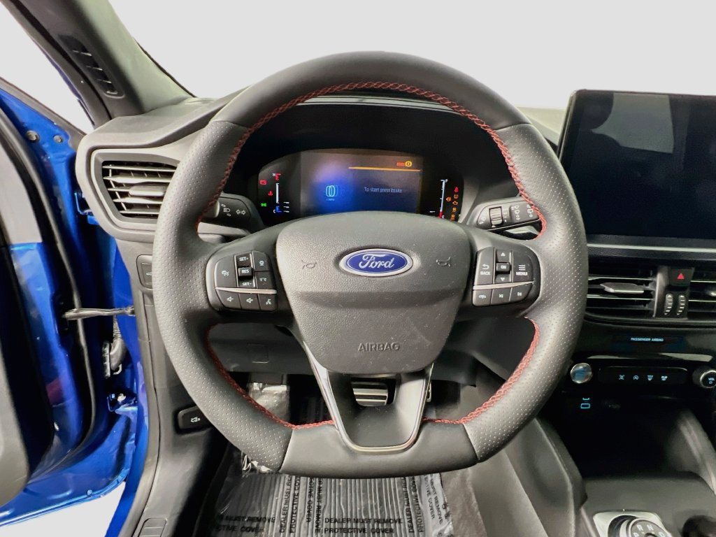 Used 2023 Ford Escape ST-Line w/ Tech Pack #1 AWD/4WD image 10