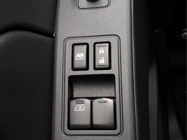 Certified 2025 Nissan Frontier SV AWD/4WD image 20