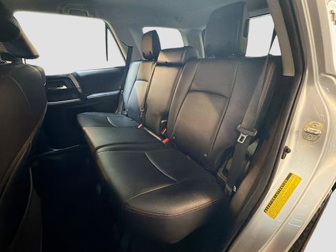 Used 2022 Toyota 4Runner TRD Off-Road Premium image 28