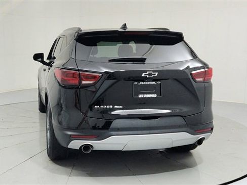 Used 2025 Chevrolet Blazer LT w/ Sound & Technology Package image 4