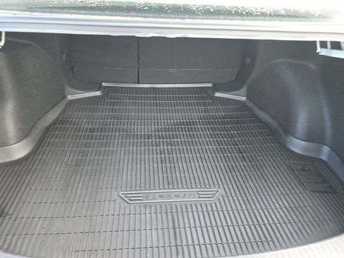 Used 2024 Toyota Corolla SE image 26