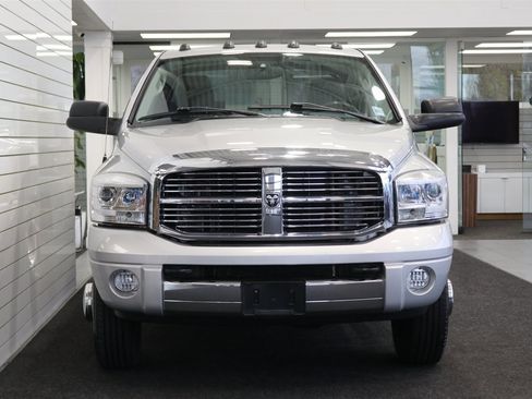 Used 2008 Dodge Ram 3500 Truck Laramie w/ Trailer Tow Group image 8