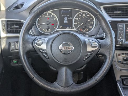 Used 2019 Nissan Sentra SV image 15