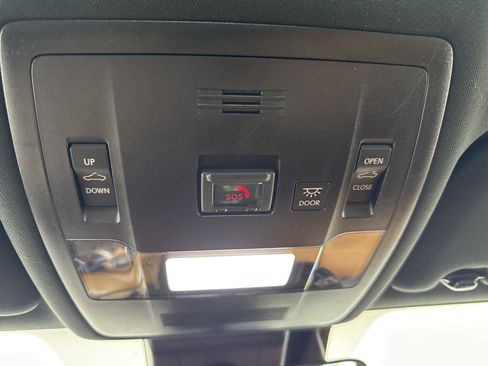 Used 2023 Lexus IS 300 w/ Comfort Package image 34