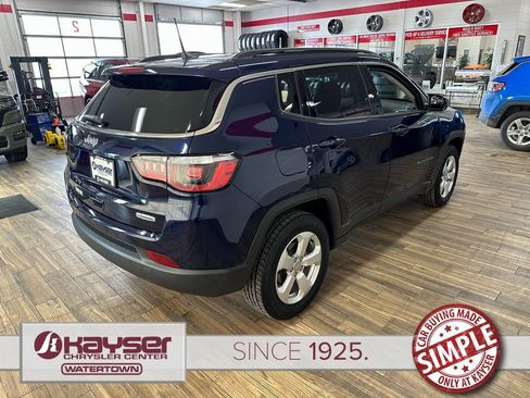 Used 2019 Jeep Compass Latitude w/ Cold Weather Group image 5