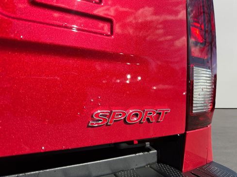 Used 2024 Honda Ridgeline Sport image 31