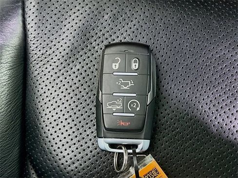 Used 2020 RAM 1500 Limited image 32