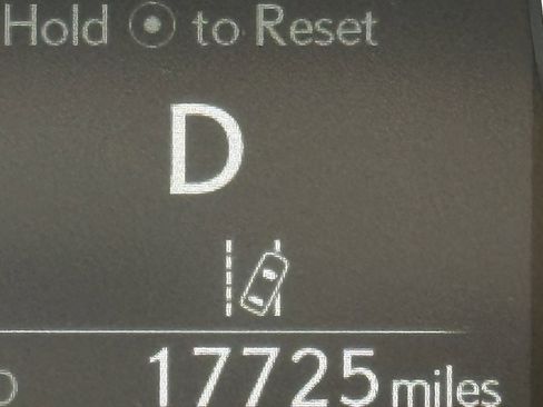 Used 2022 Lexus RX 450h AWD w/ Luxury Package image 14