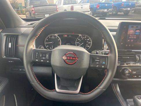 Used 2026 Nissan Pathfinder Rock Creek AWD/4WD image 34