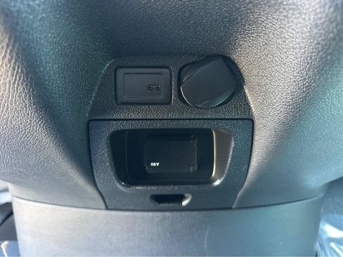 Used 2023 Mercedes-Benz Sprinter 2500 image 27