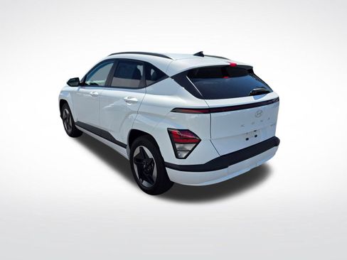 Used 2024 Hyundai Kona SEL FWD image 7