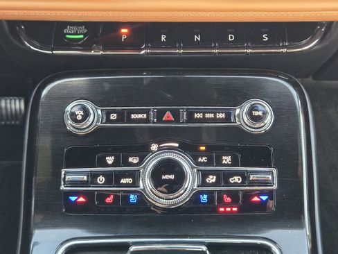 Used 2022 Lincoln Nautilus Black Label w/ Class II Trailer Tow Package image 21