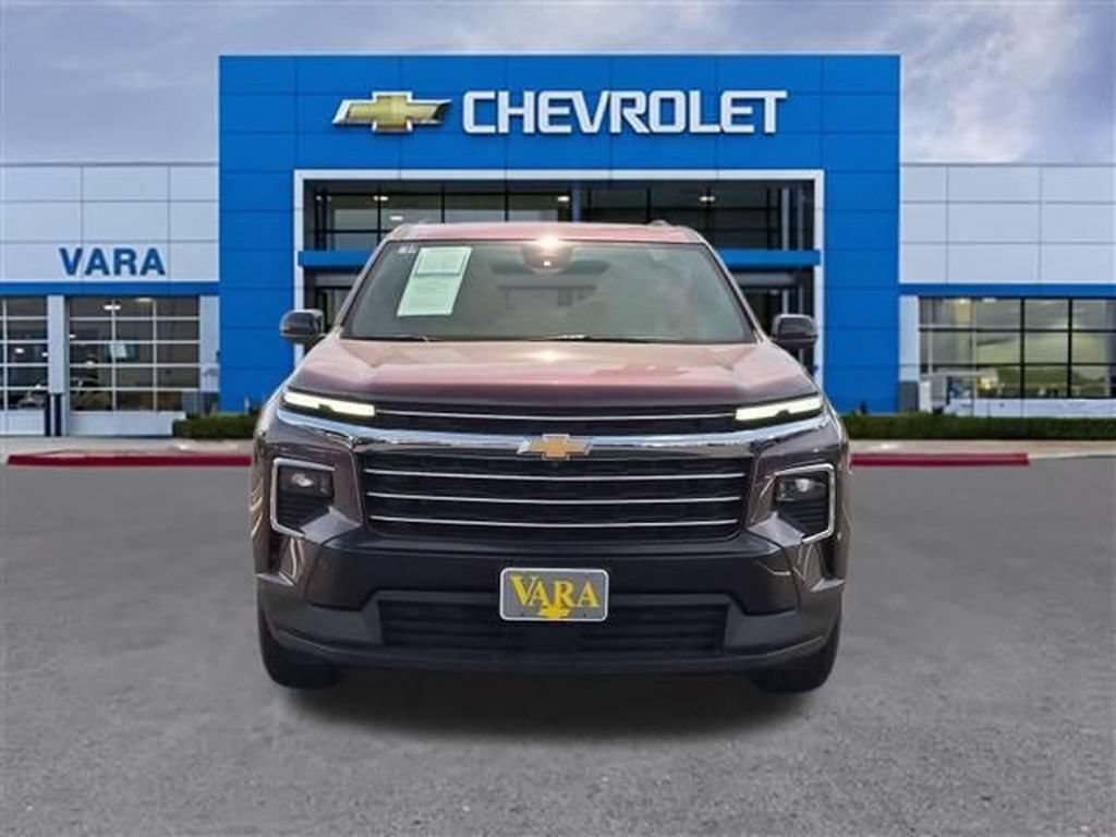 Used 2024 Chevrolet Traverse LT w/ Enhanced Driving Package FWD image 8