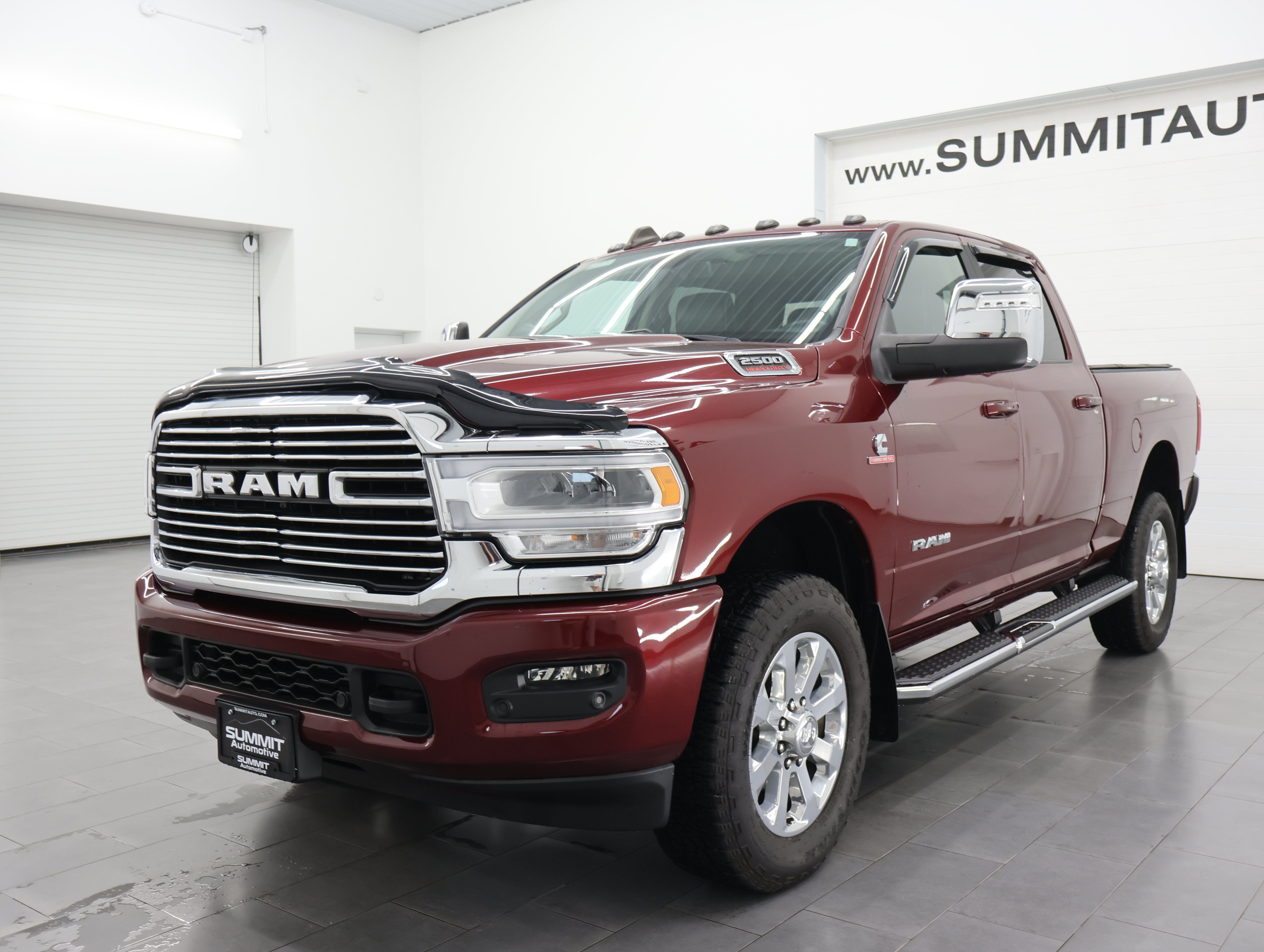 Used 2024 RAM 2500 Laramie AWD/4WD image 6