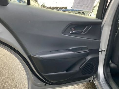 Used 2023 Toyota Prius LE image 15