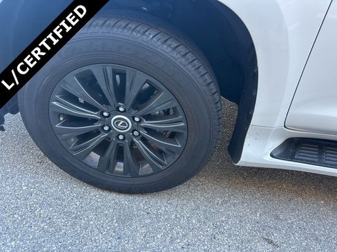 Used 2023 Lexus GX 460 Luxury image 13