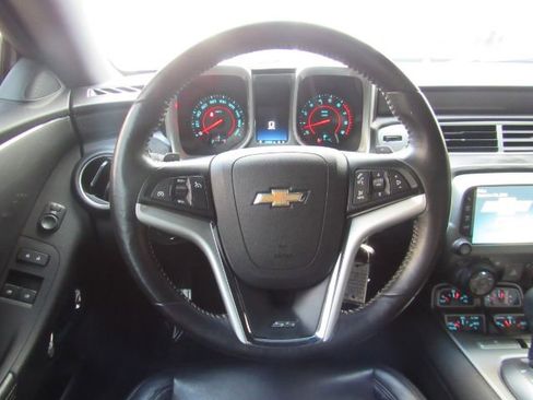 Used 2014 Chevrolet Camaro SS image 23