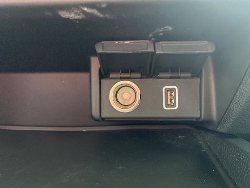 Certified 2022 Honda Pilot Touring image 36