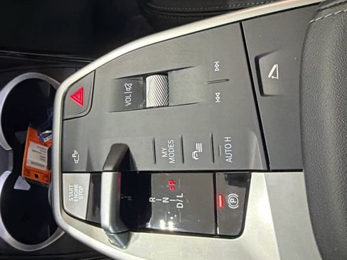 Certified 2025 BMW X2 xDrive28i w/ Convenience Package AWD/4WD image 21