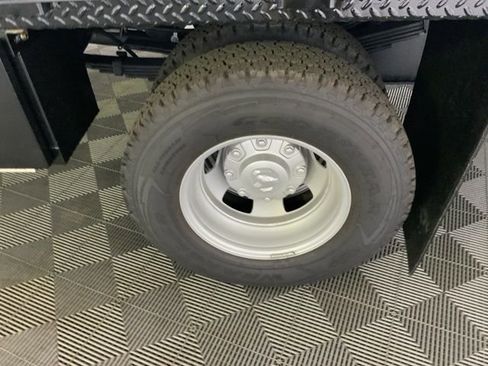 Used 2024 RAM 3500 Tradesman w/ Electrical Accessory Group image 17