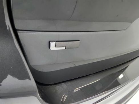 Used 2023 Jeep Grand Cherokee L Summit w/ Advanced Protech Group IV image 38