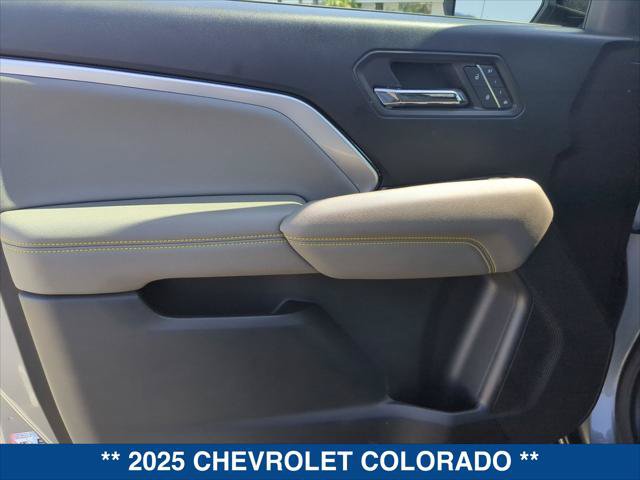 Used 2025 Chevrolet Colorado ZR2 AWD/4WD image 10