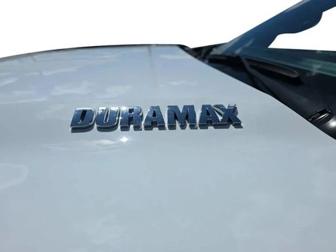 Used 2023 Chevrolet Silverado 1500 RST w/ Protection Package AWD/4WD image 11