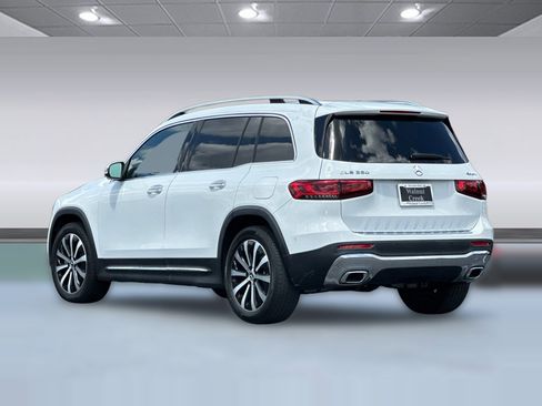 Used 2021 Mercedes-Benz GLB 250 4MATIC image 3