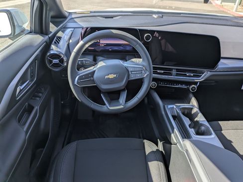 Used 2026 Chevrolet Equinox EV LT image 14