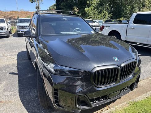 Used 2026 BMW X5 xDrive40i w/ M Sport Package AWD/4WD image 2