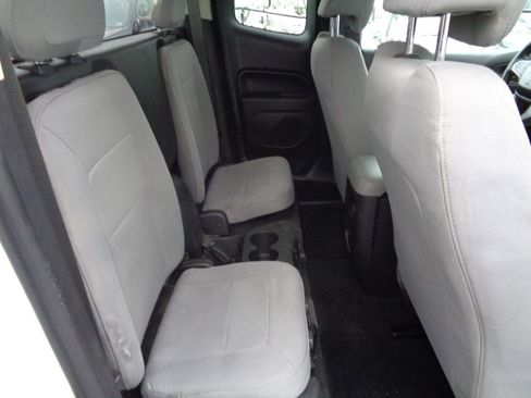 Used 2018 Chevrolet Colorado W/T w/ WT Convenience Package image 8