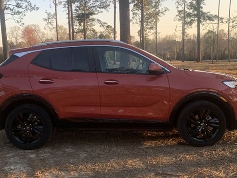 Certified 2024 Buick Encore GX Sport Touring image 5