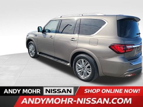 Used 2018 INFINITI QX80 Limited w/ All Season Package image 2