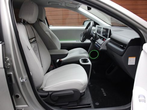 Used 2023 Hyundai Ioniq 5 SEL image 23