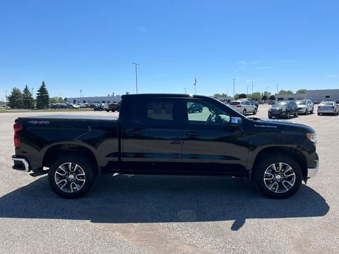 Used 2026 Chevrolet Silverado 1500 LT AWD/4WD image 4