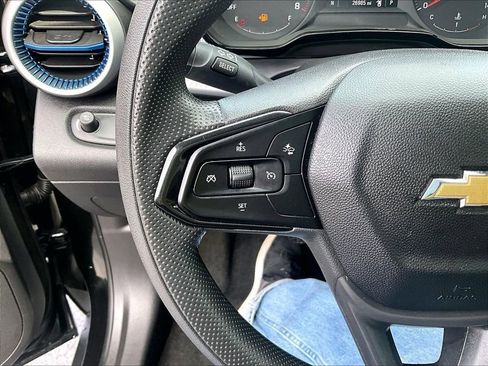 Used 2024 Chevrolet Trax LS FWD image 23