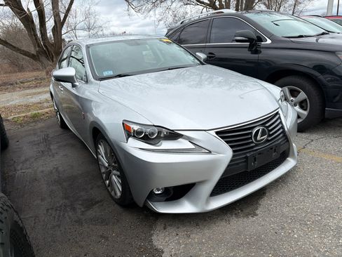 Used 2015 Lexus IS 250 AWD w/ Navigation System Package image 3
