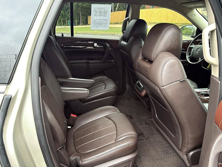 Used 2014 Buick Enclave Leather FWD image 34