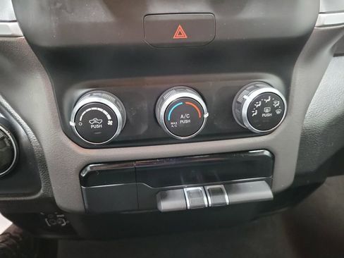 Used 2020 RAM 1500 Big Horn image 40